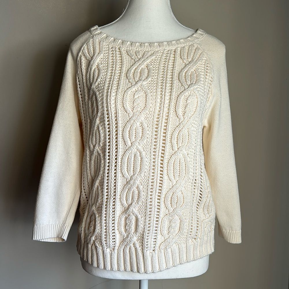 Tommy Hilfiger Cream Cable Knit Cotton Sweater. 1/4 Sleeve. Size Small